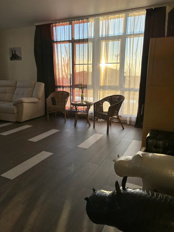 Дом с подогреваемым бассейном и 5 спальнями