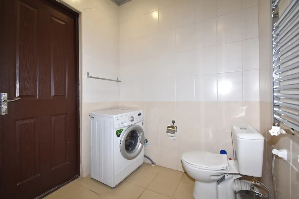 4-комнатная Квартира