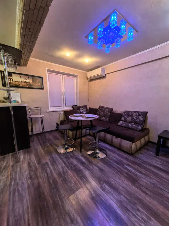 Квартира Просторная 3-комнатная квартира — Донской