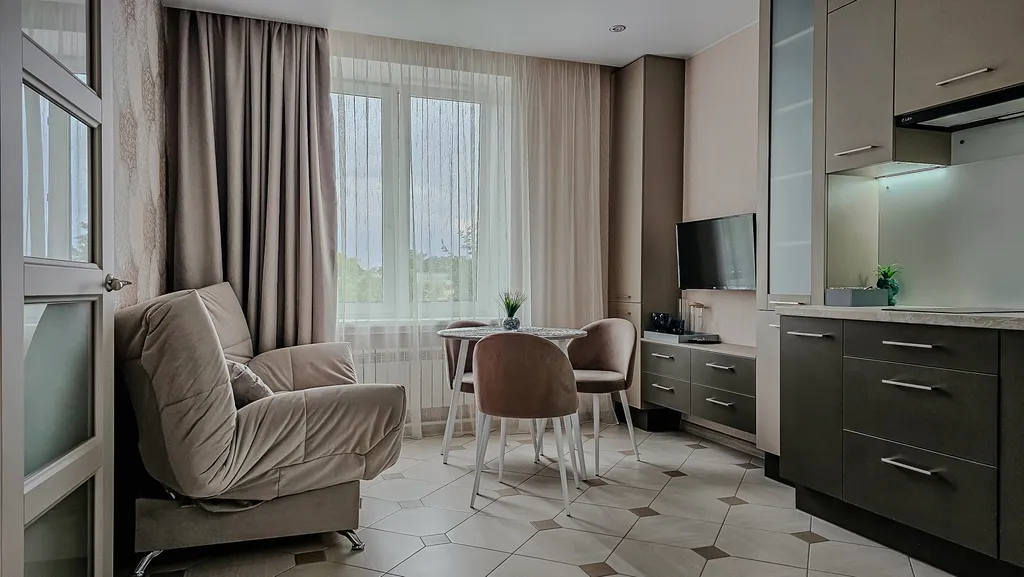 Однокомнатная квартира, нестандартной планировки, в центре города