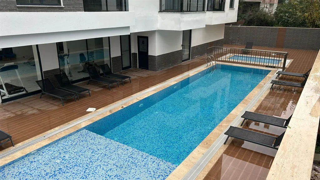 Стильные апартаменты в центре, в 3-минутах от пляжа