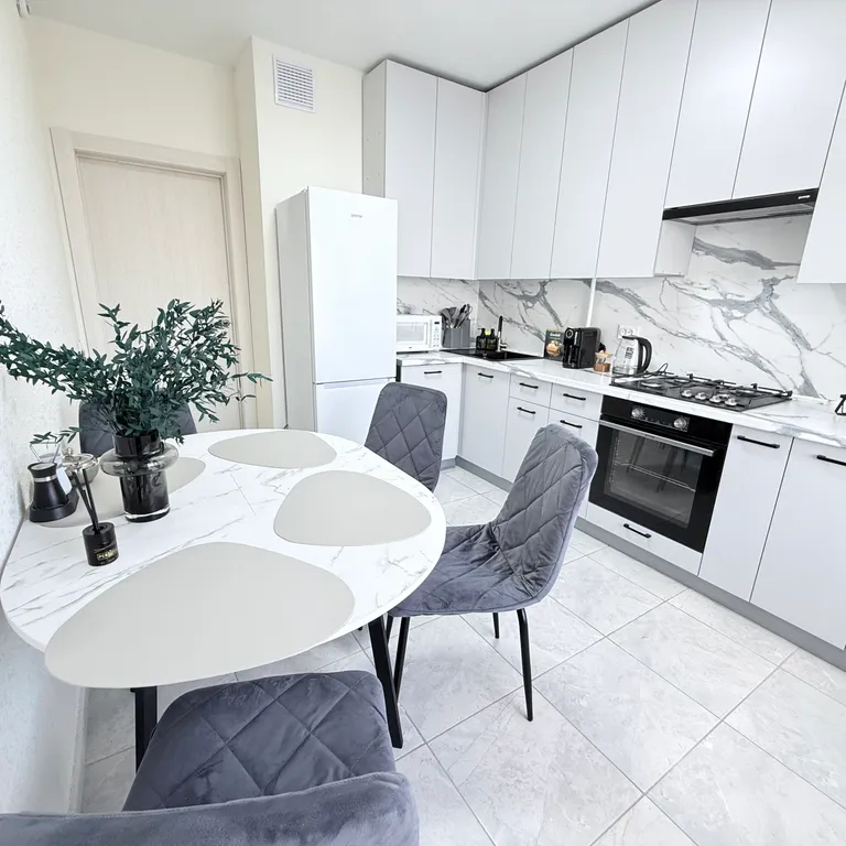 Современная просторная квартира