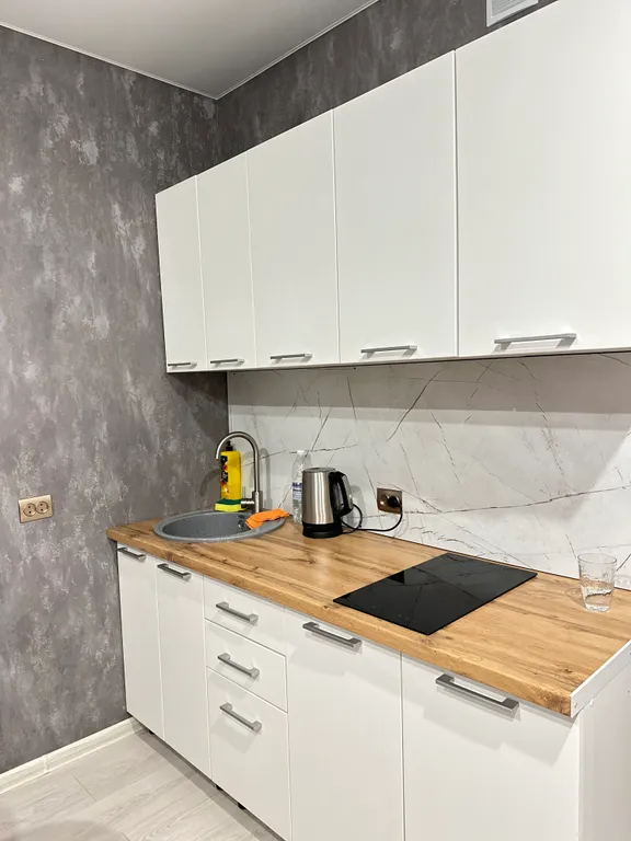 Уютная чистая квартира в новостройке рядом с центральным рынком