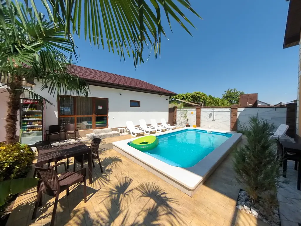 Апартамент Фета