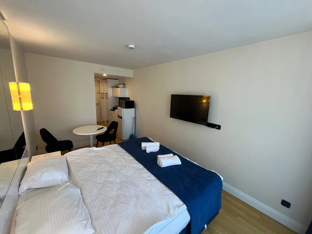 Апартаменты на первой береговой линии в апарт-отеле orbi city