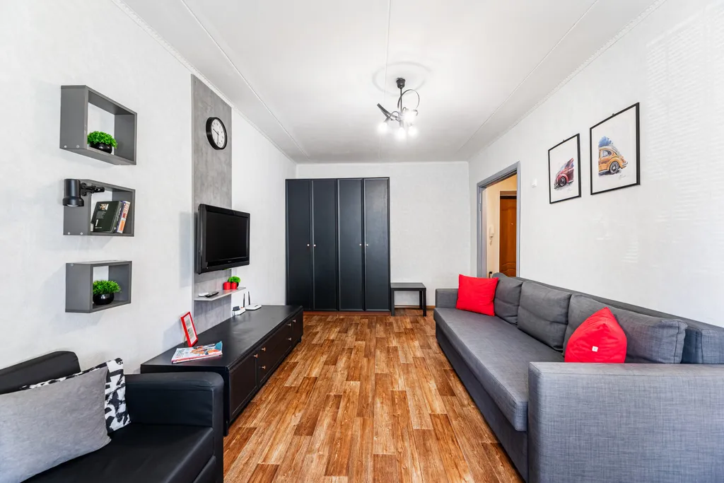 Уютная квартира Black and red house