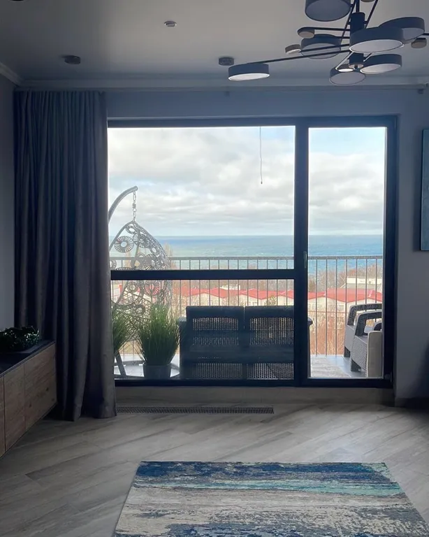 Квартира Апартаменты с потрясaющим прямым видoм нa море — аренда посуточно в Светлогорск