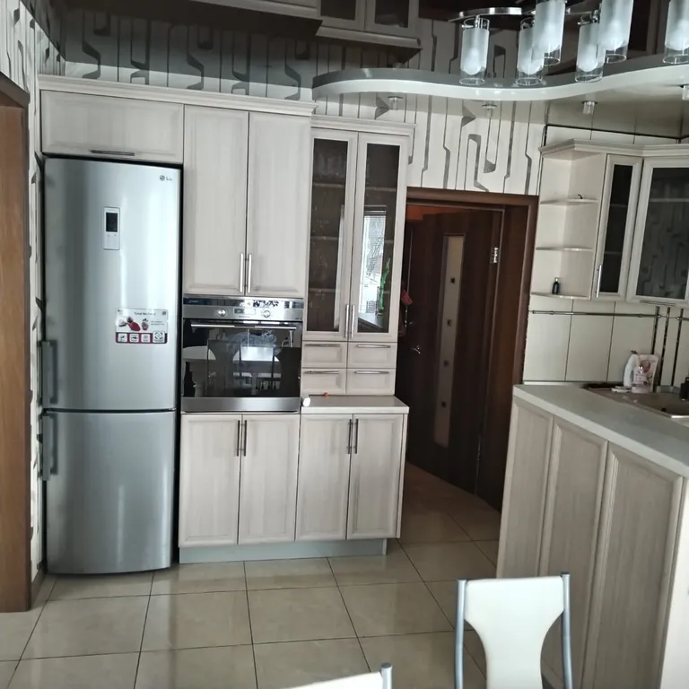 5-комнатный Дом