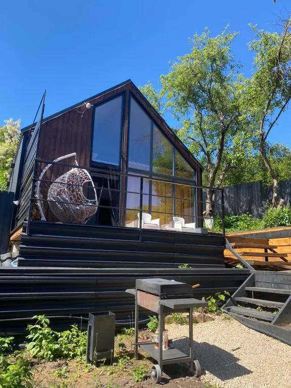 Барн у родника