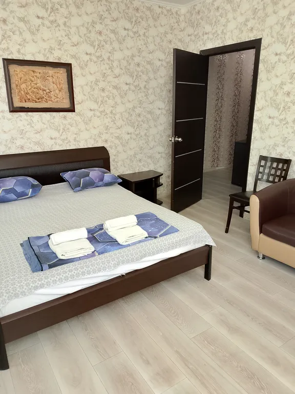 Квартира Квартира Уютная 3-х комнатная напротив ТРЦ Планета — Красноярск