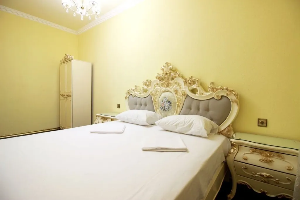 Luxury 5 bedroom property in the centre