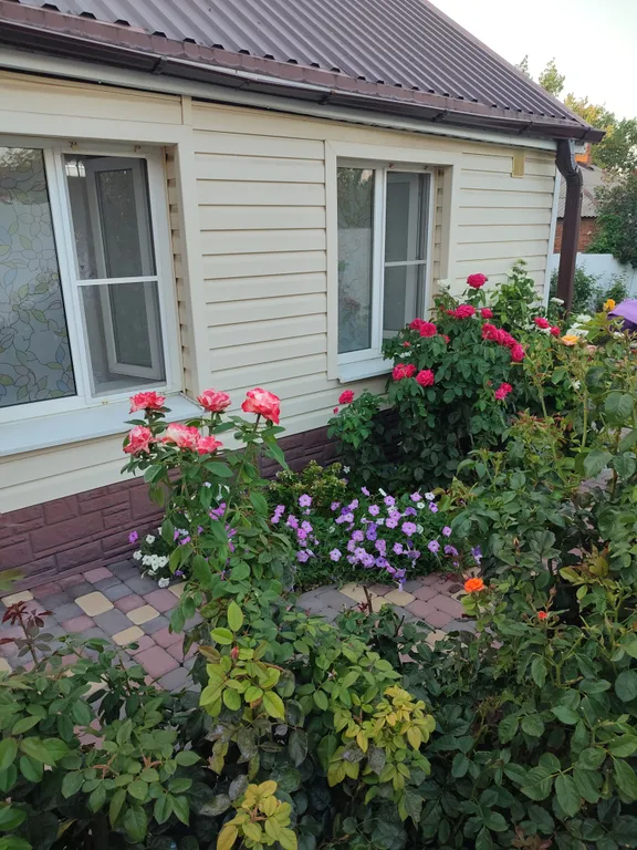 Уютный таунхаус в очень уютном дворике