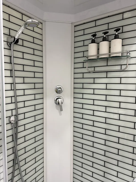 Уютные апартаменты центр города в 5 мин. езды, дом бизнес-класса