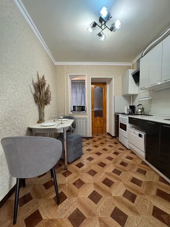 Уютная квартира возле Бювета и Аллеи Любви