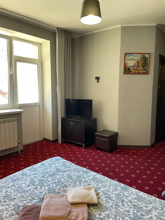 Уютный номер в сердце Домбая