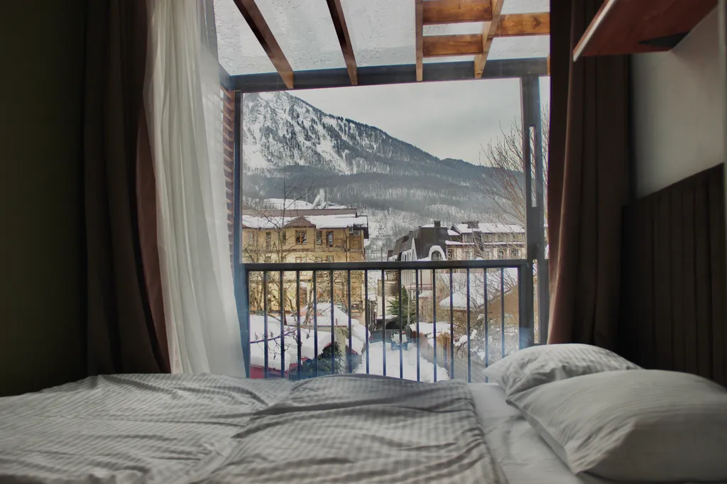 Уютный домик-студия с видом на горы