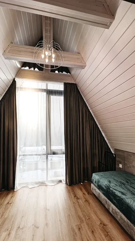 4-комнатный Дом