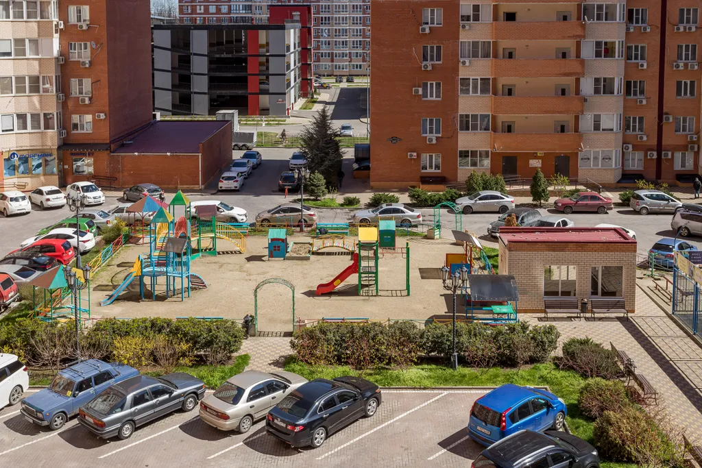 Двухкомнатные апартаменты LikeHome Изумрудные вблизи парка Галицкого