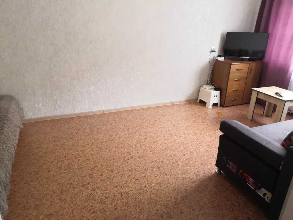 Квартира в районе аэропорта, лётного колледжа ОЛТУГА