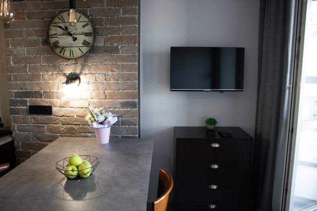 Студия в историческом центре с балконом у набережной