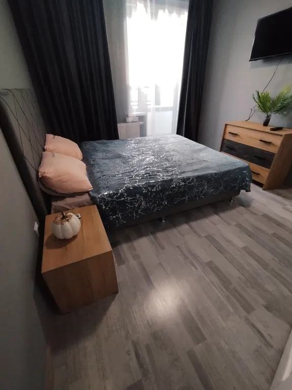 2-комнатная евро квартира у набережной в самом центре