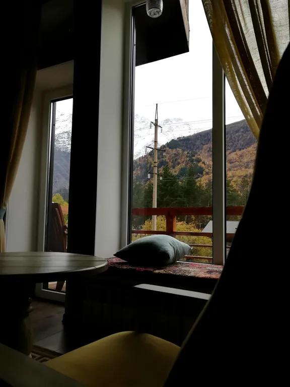 Уютный апартамент с видом на горы Приэльбрусья