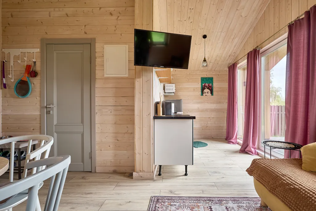 Уютный маленький домик с сауной