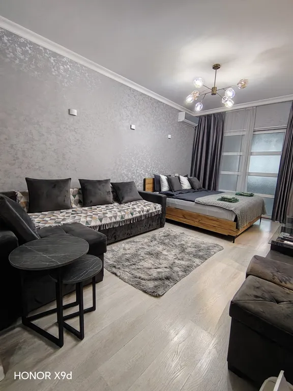 Госпитальный 37