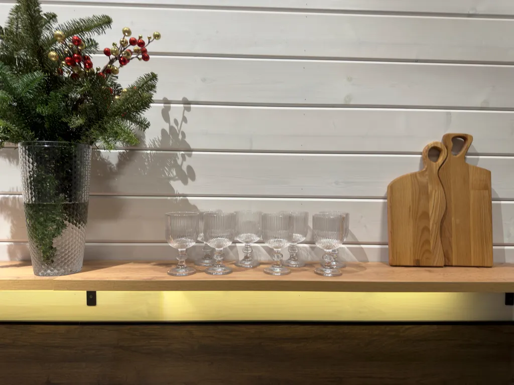 Коттедж Коттедж Новый, тёплый барнхаус с сауной и купелью — Проводник