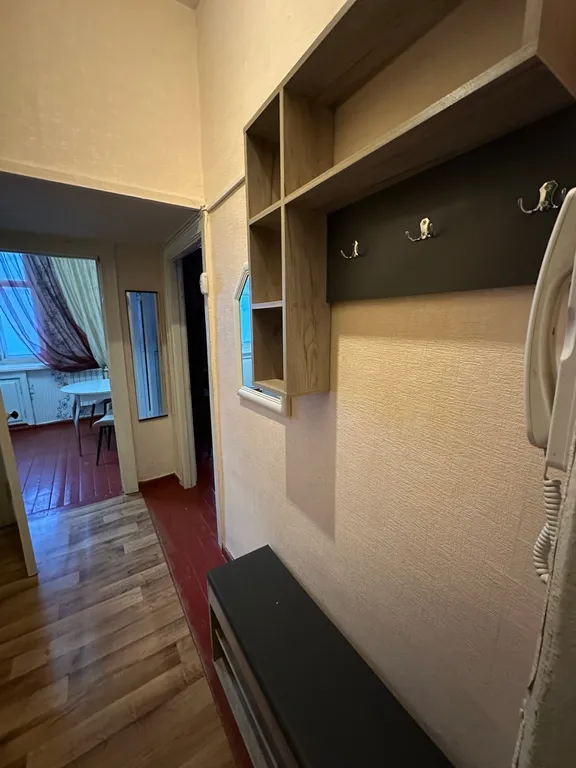 Квартира 1-комнатная Квартира — Кировск