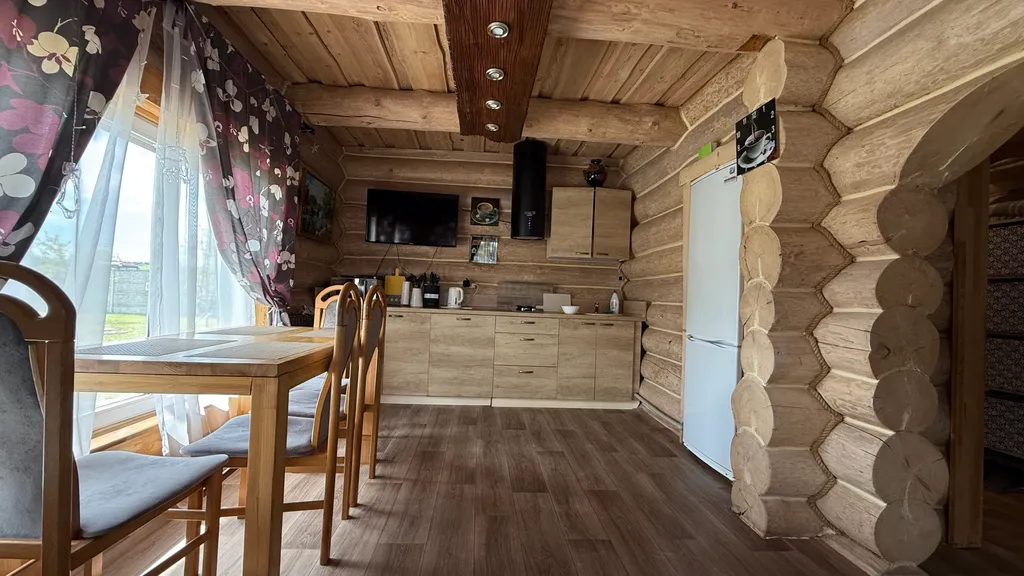 Домик у реки