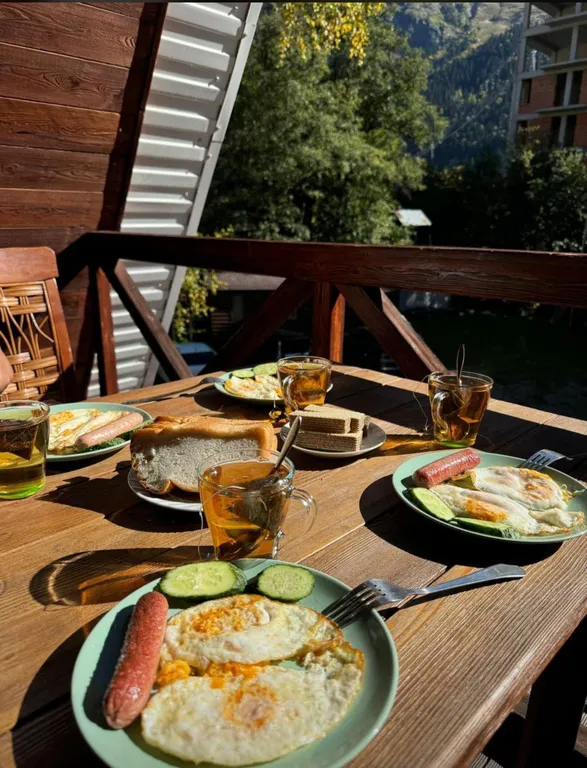 Уютный номер в центре Домбая