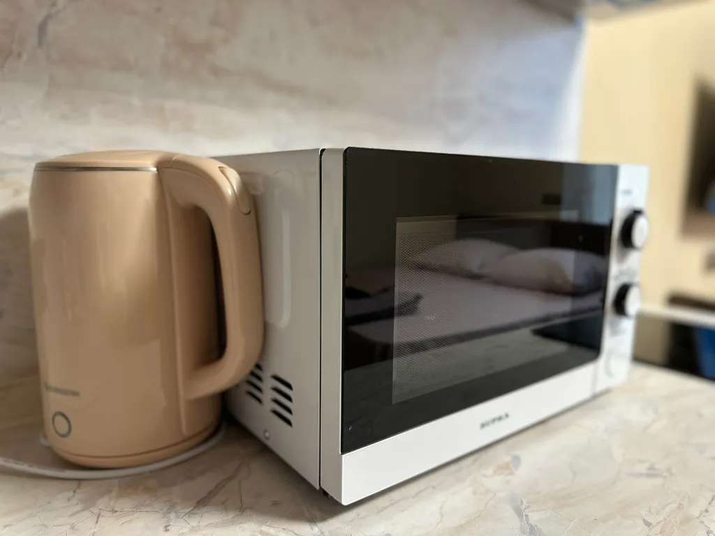 Cтудия Земля с видом на город и пойму Клязьмы