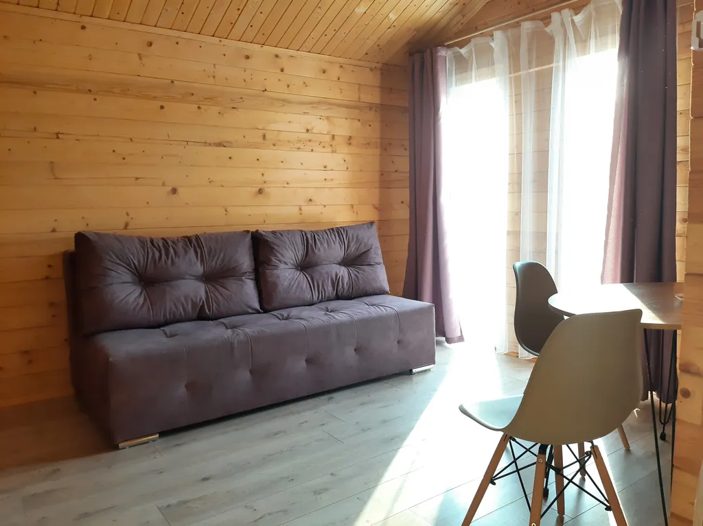 Коттедж 1-комнатный Дом — Кучугуры