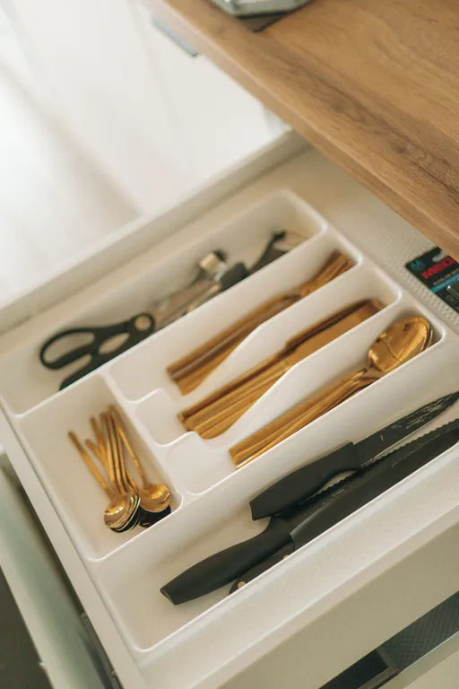 Дом с баней и чаном у воды и леса бохо