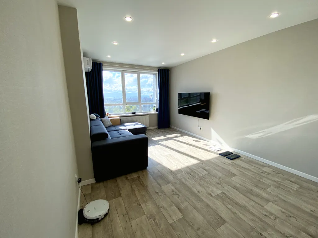 Уютная видовая квартира рядом с метро