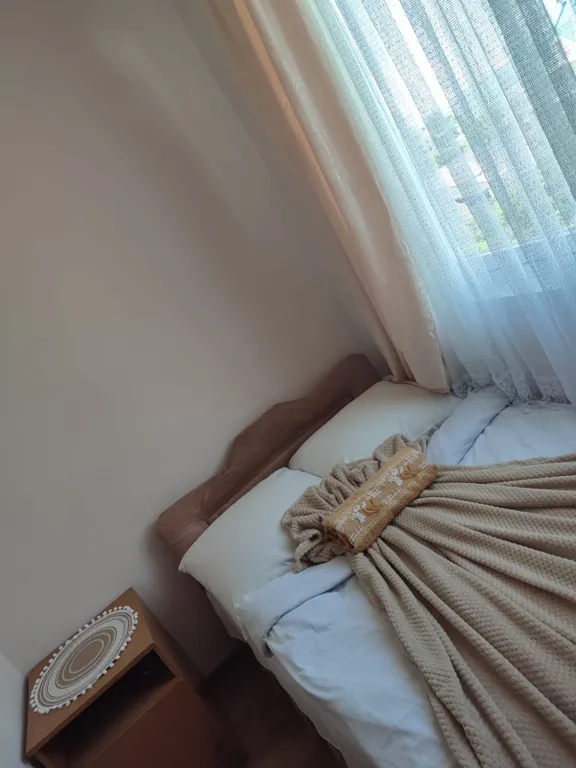 Квартира Номер на одного эконом возле моря — аренда посуточно в Лоо