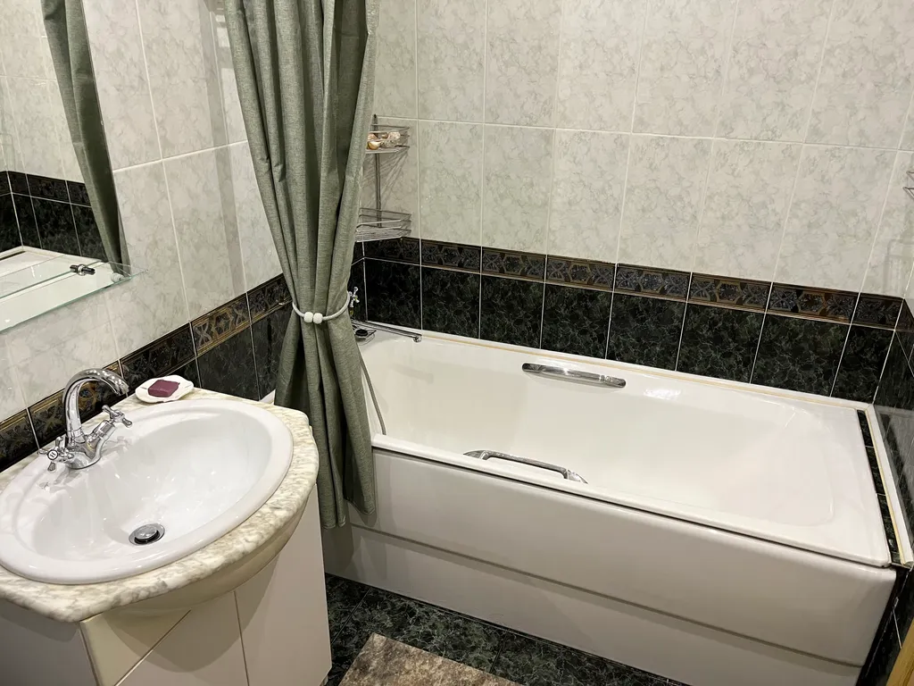 Двухуровневая 3х-комн квартира