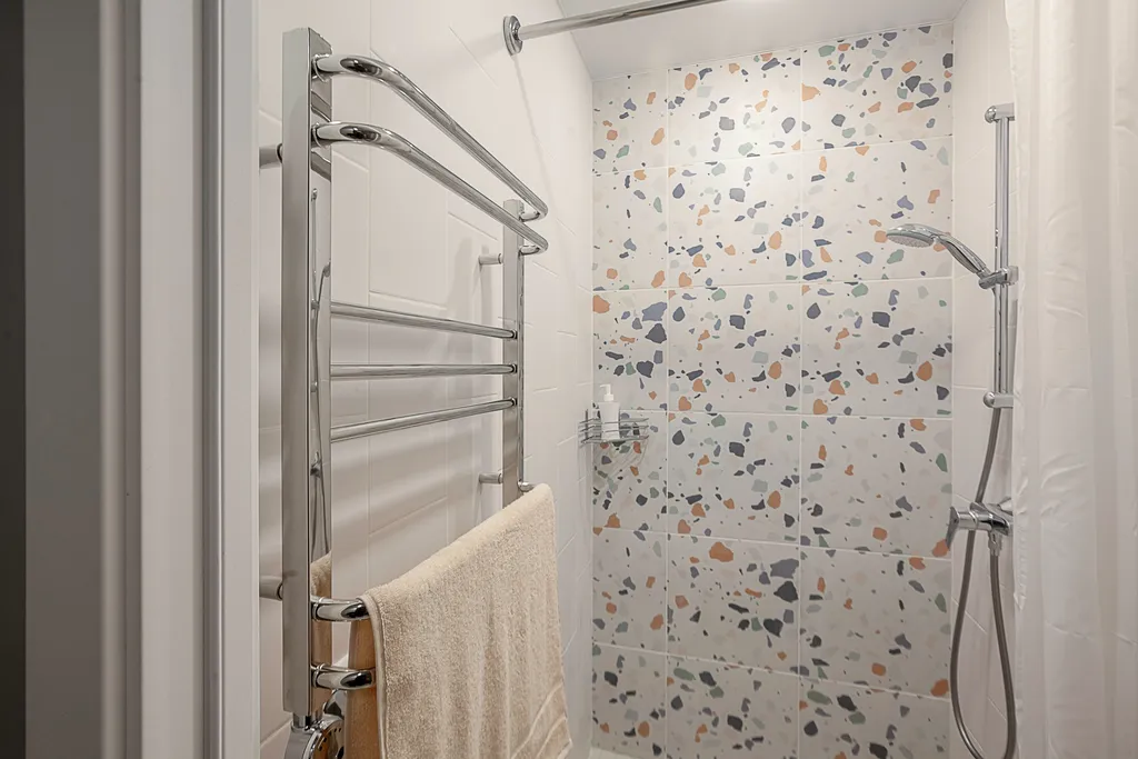 Квартира Квартира Жёлтая студия, оригинальный доступ в санузел — Волгоград