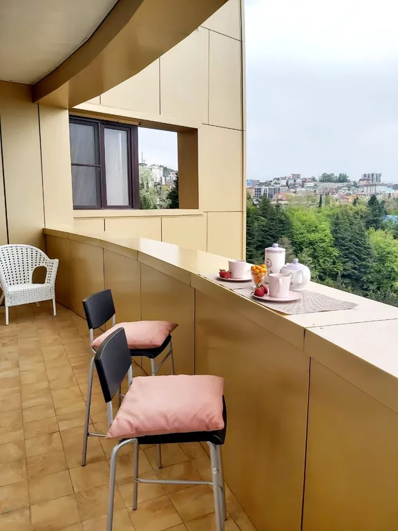 Просторная квартира с видом на море и горы