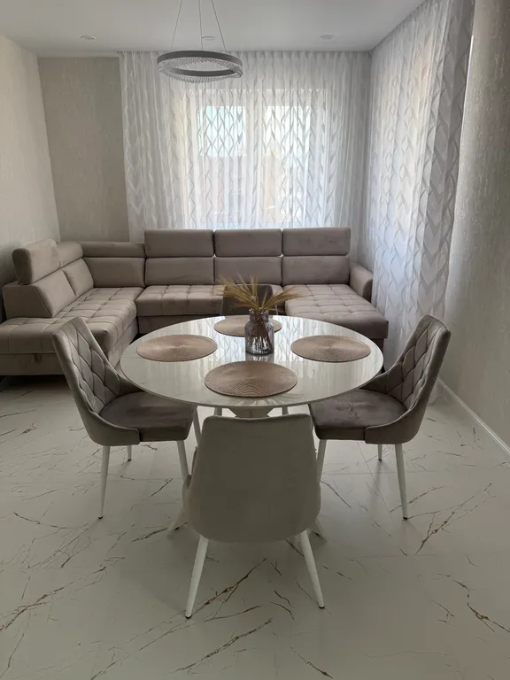 Уютная, светлая квартира, на побережье