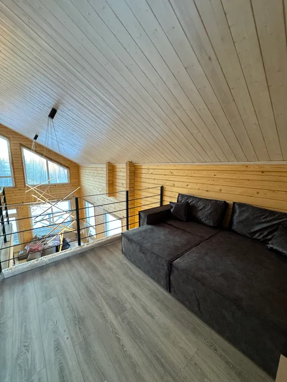 Коттедж в окружении леса десять минут на машине до южного склона