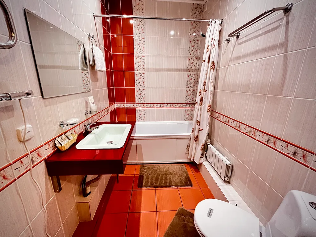 Уютная гостиница с супер расположением для путешественников и отдыха