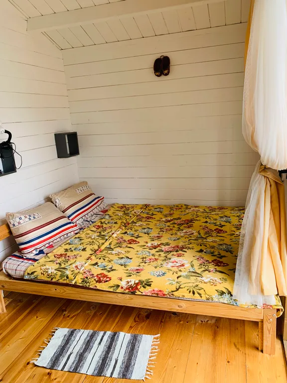 Коттедж Уютные гостевые домики Деревенька — Кучугуры