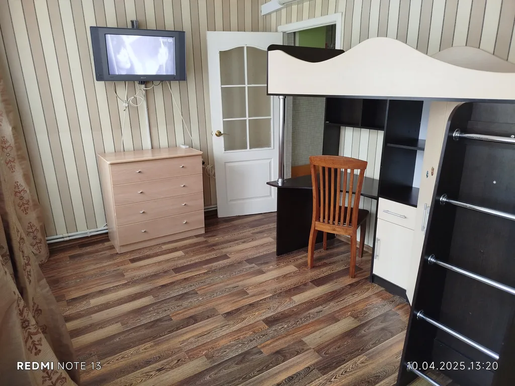 300 метров от центра двухкомнатная квартира с отдельным входом