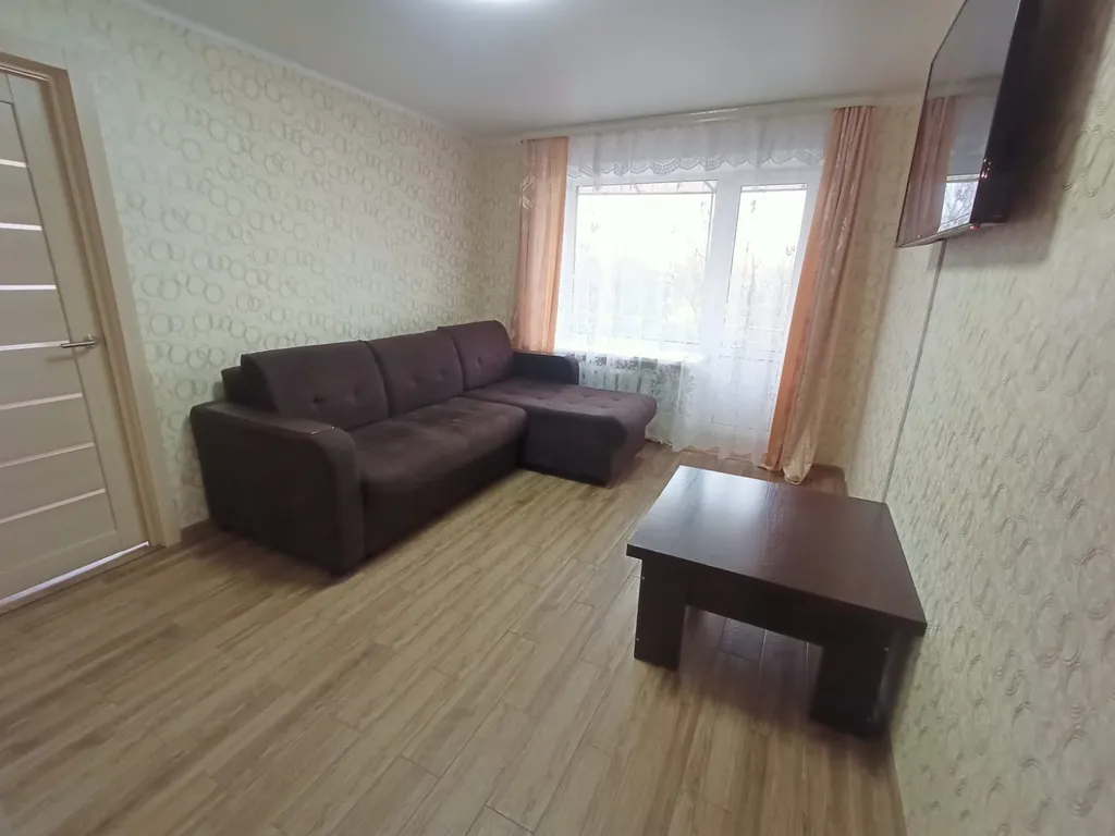 Уютная квартира рядом с центром города — аренда посуточно в Торжок