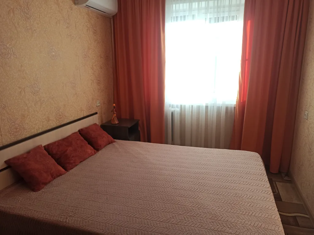 Квартира рядом с 42 причалом с кондиционером — аренда посуточно в Яровое