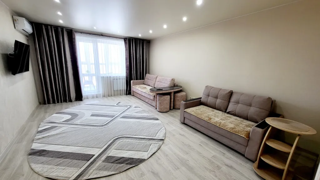 Уютная 2-х комнатная квартира с видом на парк