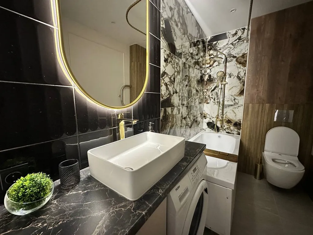 Поделам Дизайнерская квартира на 14 этаже у арены Трактор