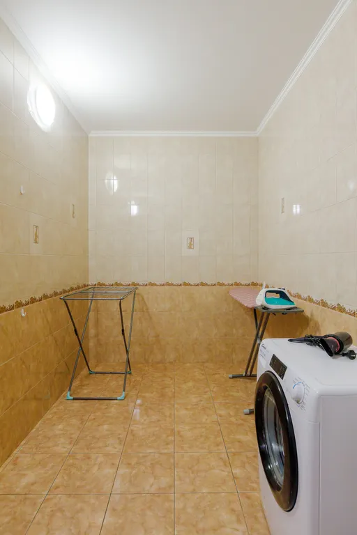 Квартира Современная двухкомнатная квартира с видом на Волгу 110 м — Самара